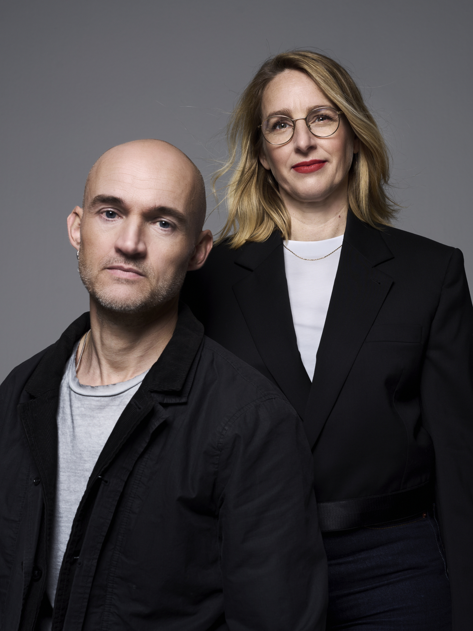 Dries Verhoeven & Rieke Vos. Photo by Robin de Puy. 