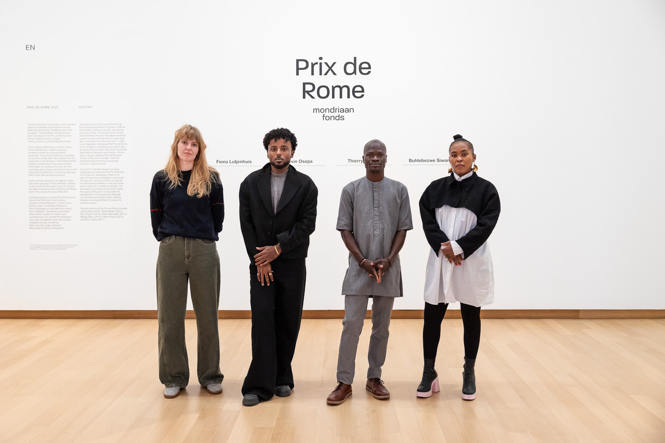 v.l.n.r. Fiona Lutjenhuis, Kevin Osepa, Thierry Oussou, Buhlebezwe Siwani