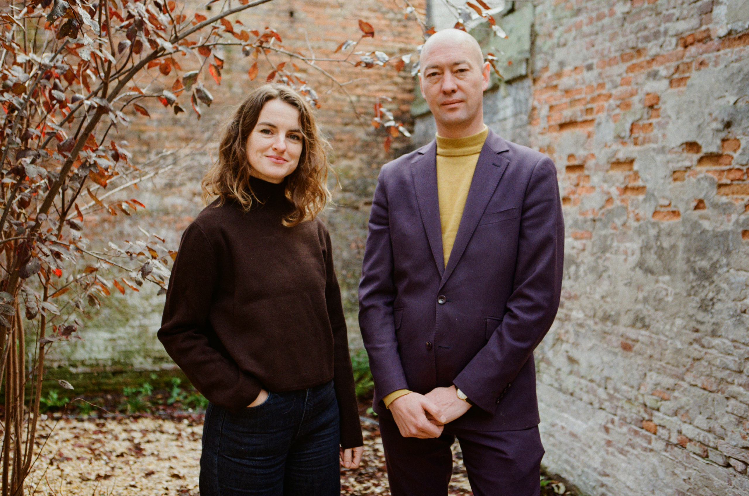 Curatoren Johan Gustavsson en Daphne Verberg. Foto: Verena Blok. 