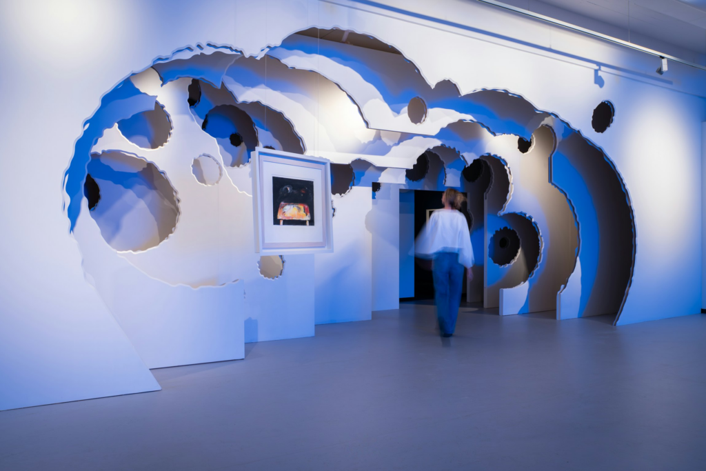 Mysterious Universe, 2025. Foto: Minted Media