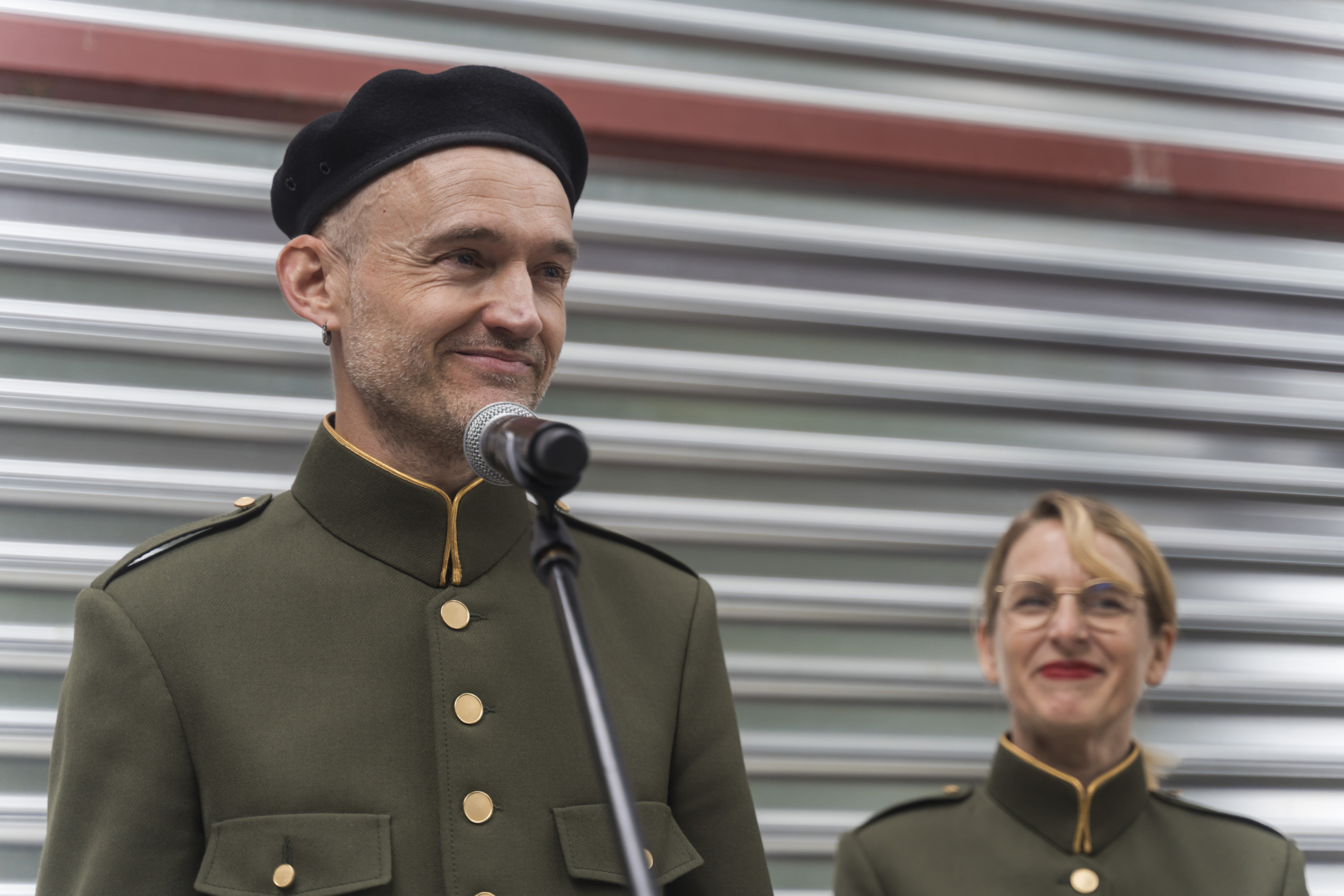 Speech Dries Verhoeven en Rieke Vos tijdens opening. Foto Samuel Cherubini